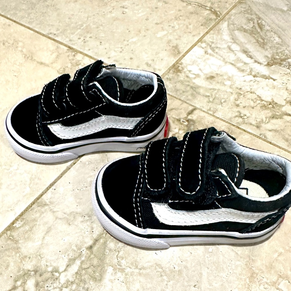 Vans toddler sneakera, worn once